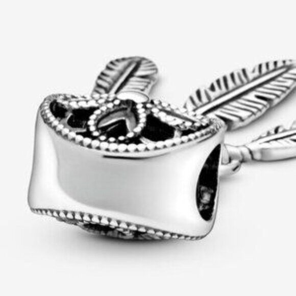 Pandora Divine Dreamcatcher Charm - Picture 2 of 4